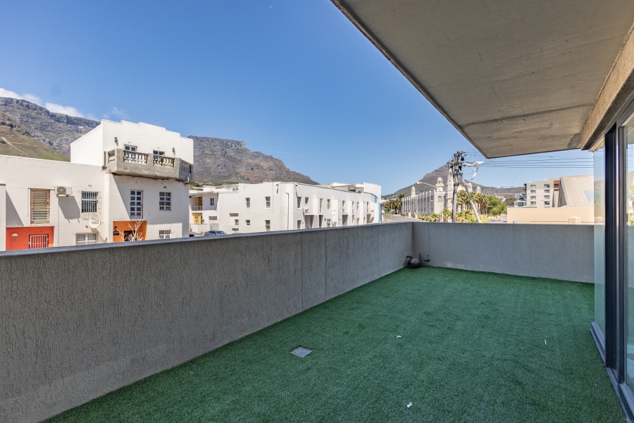 2 Bedroom Property for Sale in Zonnebloem Western Cape